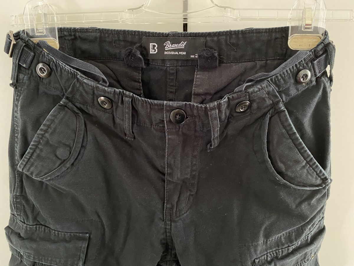 Pantaloni: Brandit Cargohose Schwarz – Usato da Basel venduto da Nina_777 1