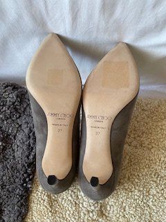 Jimmy Choo Scarpe da donna: Jimmy Choo Romy Suede Pumps Dark Grey 37 – Nuovo (secondo la descrizione) da Bernhardzell venduto da Sunka0 6