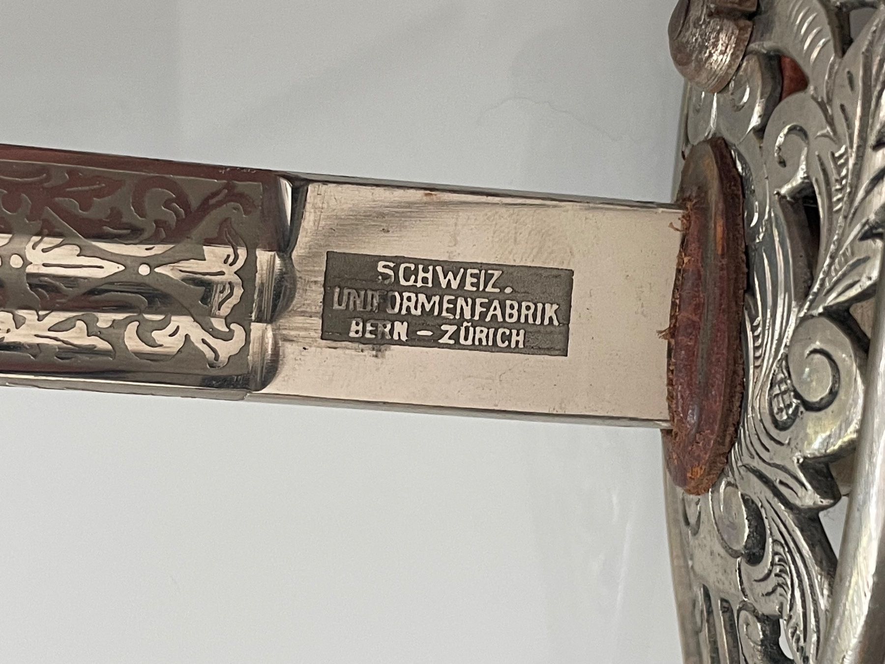 Armes blanches: 3 Schweizer Offizierssäbel – D'occasion à Sargans par fri_725j 4