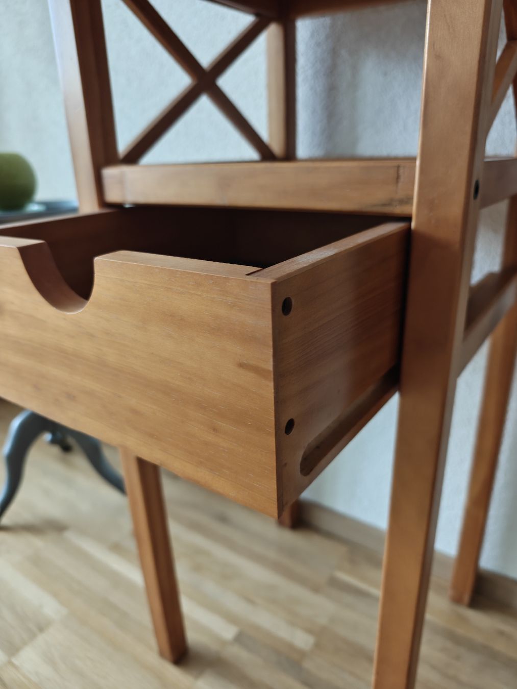 Nachttische: Nightstand/lobby shelf – Gebraucht aus Zürich von seconda_chance 4