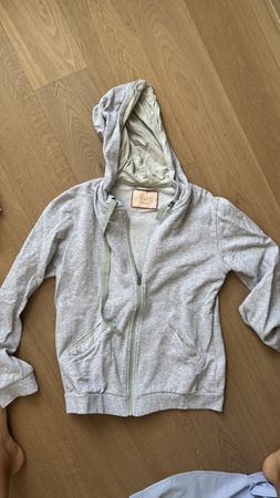 Triumph Pullover mit Kapuze aus Baumwolle, Gr S