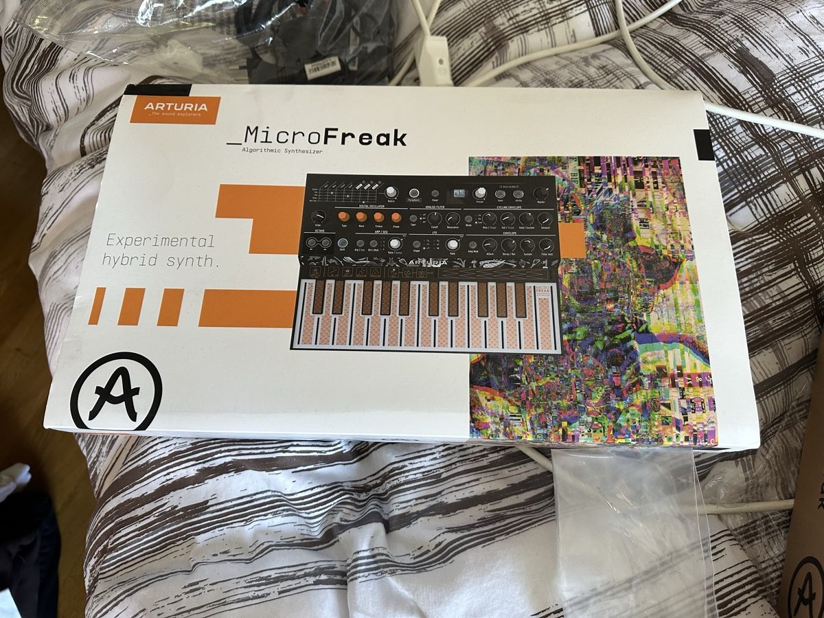 Arturia Strumenti musicali: Micro Freak hybrid synth – Nuovo e nell'imballaggio originale da Bern venduto da Yaleh 4