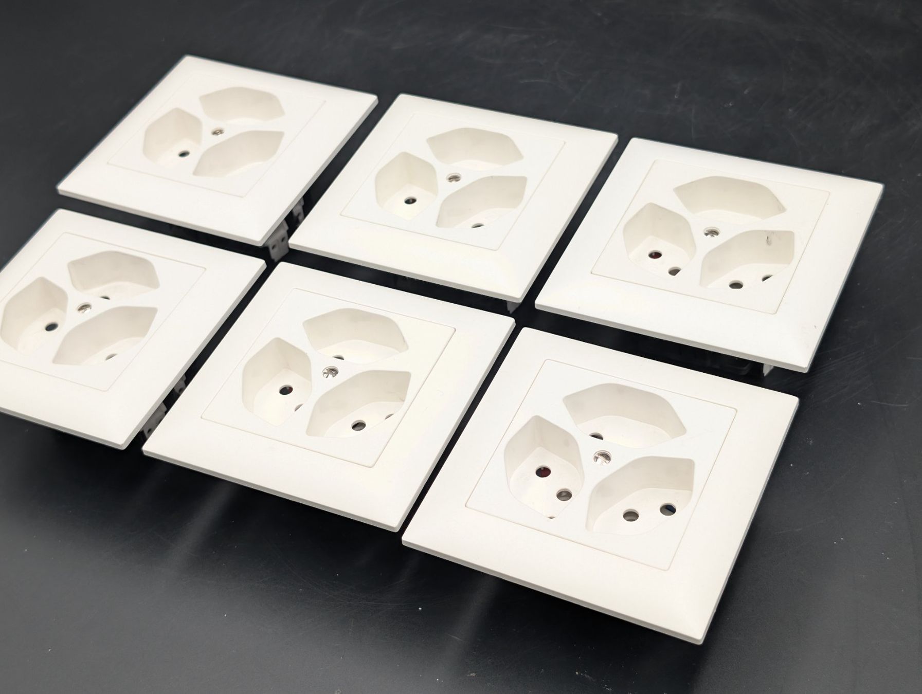 Feller Stecker: Feller EDIZIOdue Set 6 Stück 3xT13 – Gebraucht aus Winterthur von Hint17 3