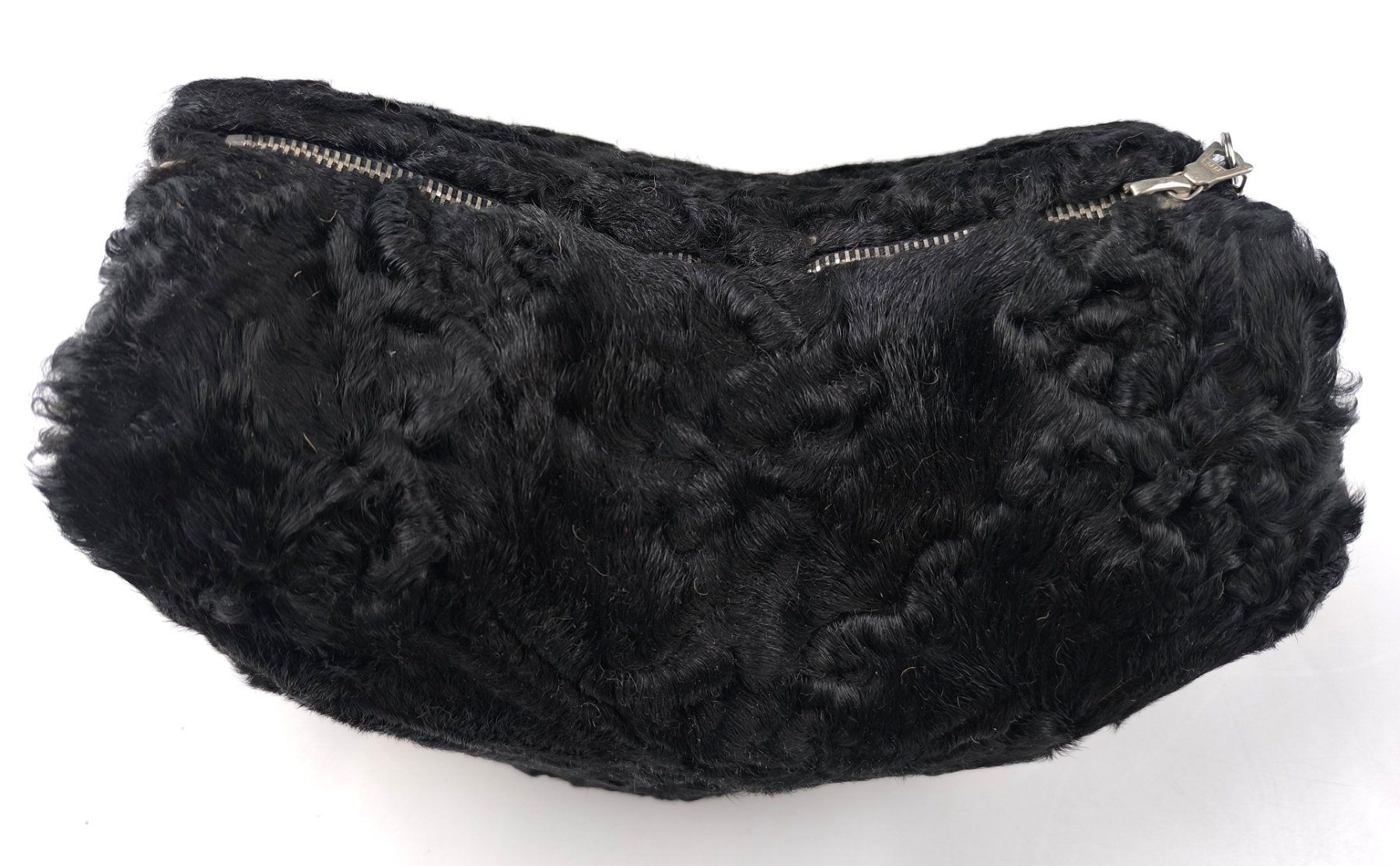 Sonstige Kleidung & Accessoires: Muff Handwärmer Schafpelz – Gebraucht aus Rüti ZH von Restwert_Rueti_ZH