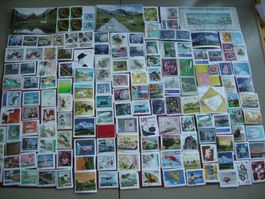 SCHÖNES LOT SCHWEIZ ZUM ABLÖSEN, OHNE FLAGGENSTEMPEL, TOP
