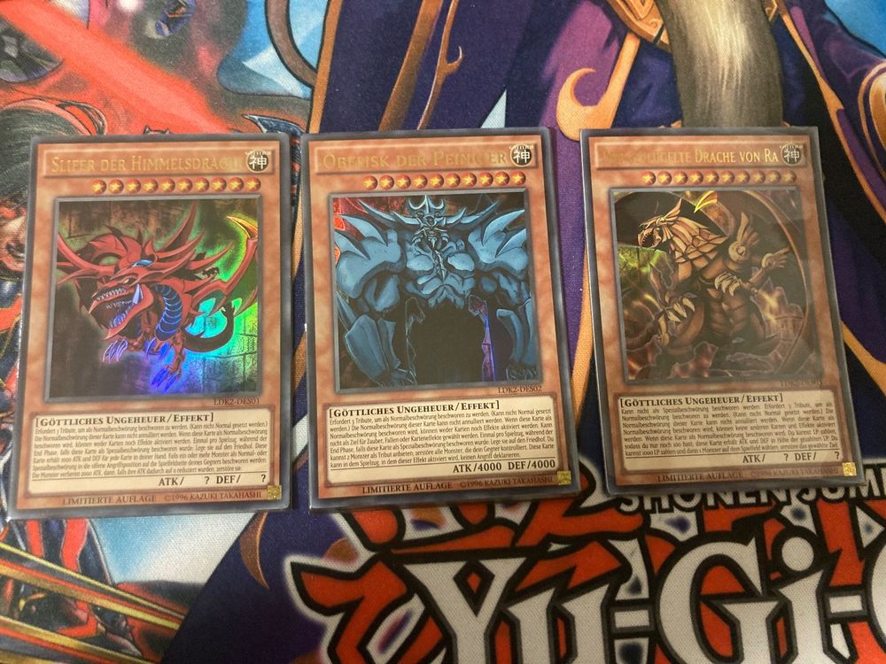 Yu-Gi-Oh! Ultimatives Götterungeheuer Super Rare – 1. Auflage Deutsch Mit RC-Fieldcenter