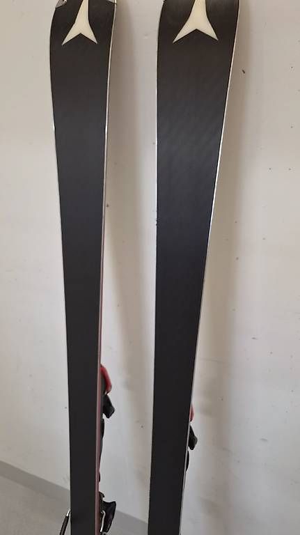Redster Skis: Atomic Redster G9i 165cm – Gebraucht aus Rorschacherberg von Stefan1507 2