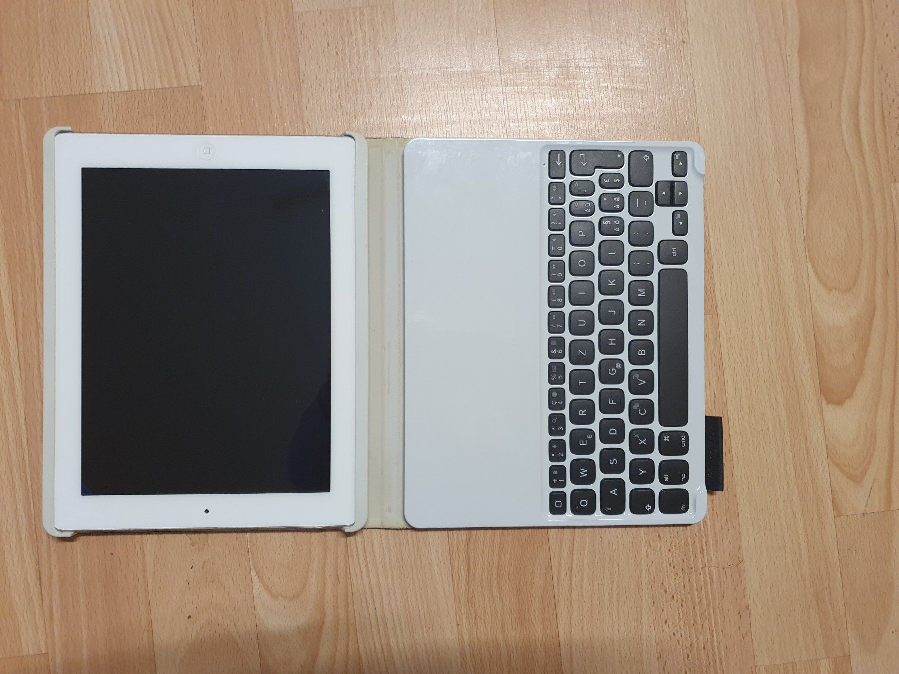 Tablettes PC: iPad Model MC979FD/A – D'occasion à Gossau SG par lupo-3l-tdi 3