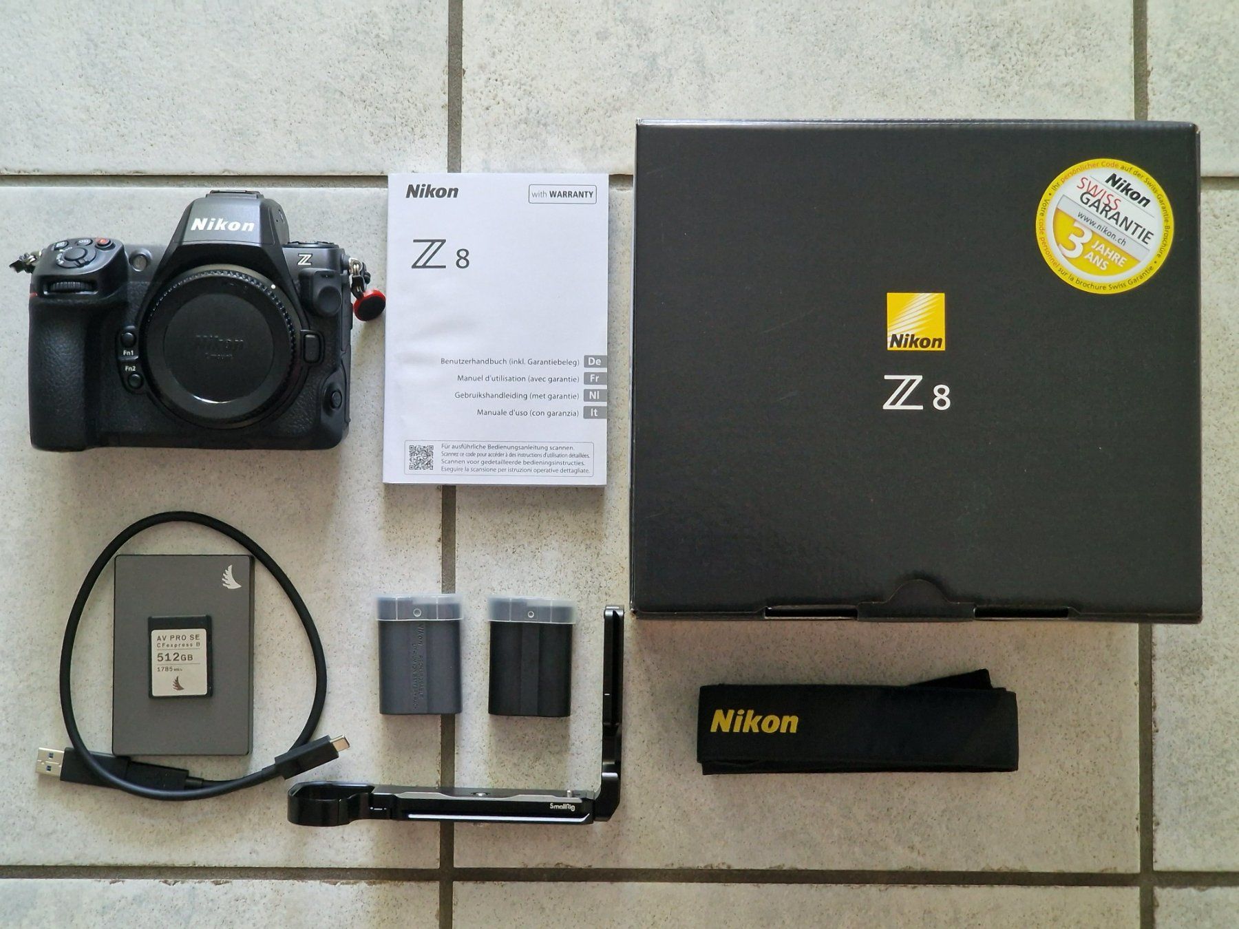 Nikon Fotocamera: Nikon Z8 Vollformatbody mit div. Zubehör – Usato da Rupperswil venduto da beluga17