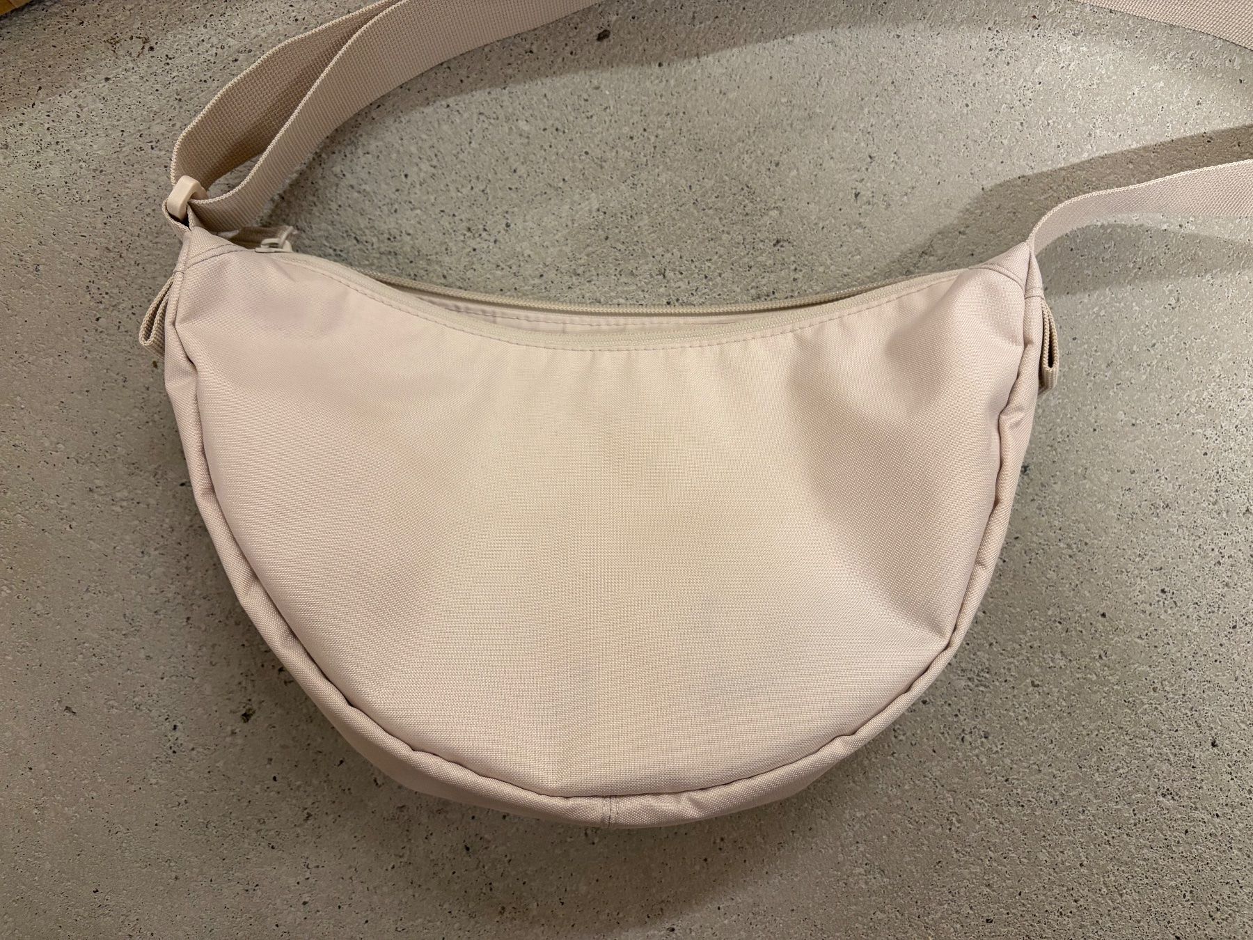 Taschen: GOT BAG Moon Bag Small – Gebraucht aus Niederwangen BE von nie_226v 2