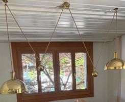 Hängelampe Messing handgebürstet mit Seilzug
