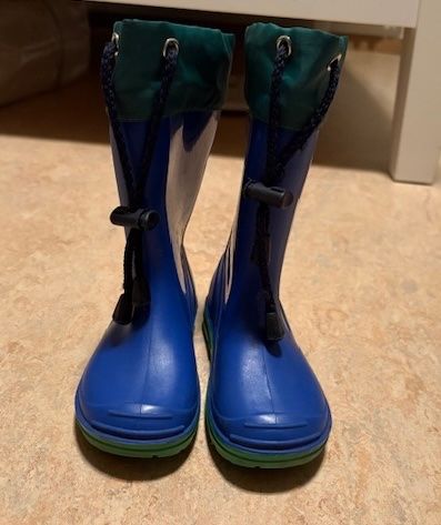Chaussures hommes: Gummistiefel Kinder – D'occasion à Neftenbach par Aldo_C