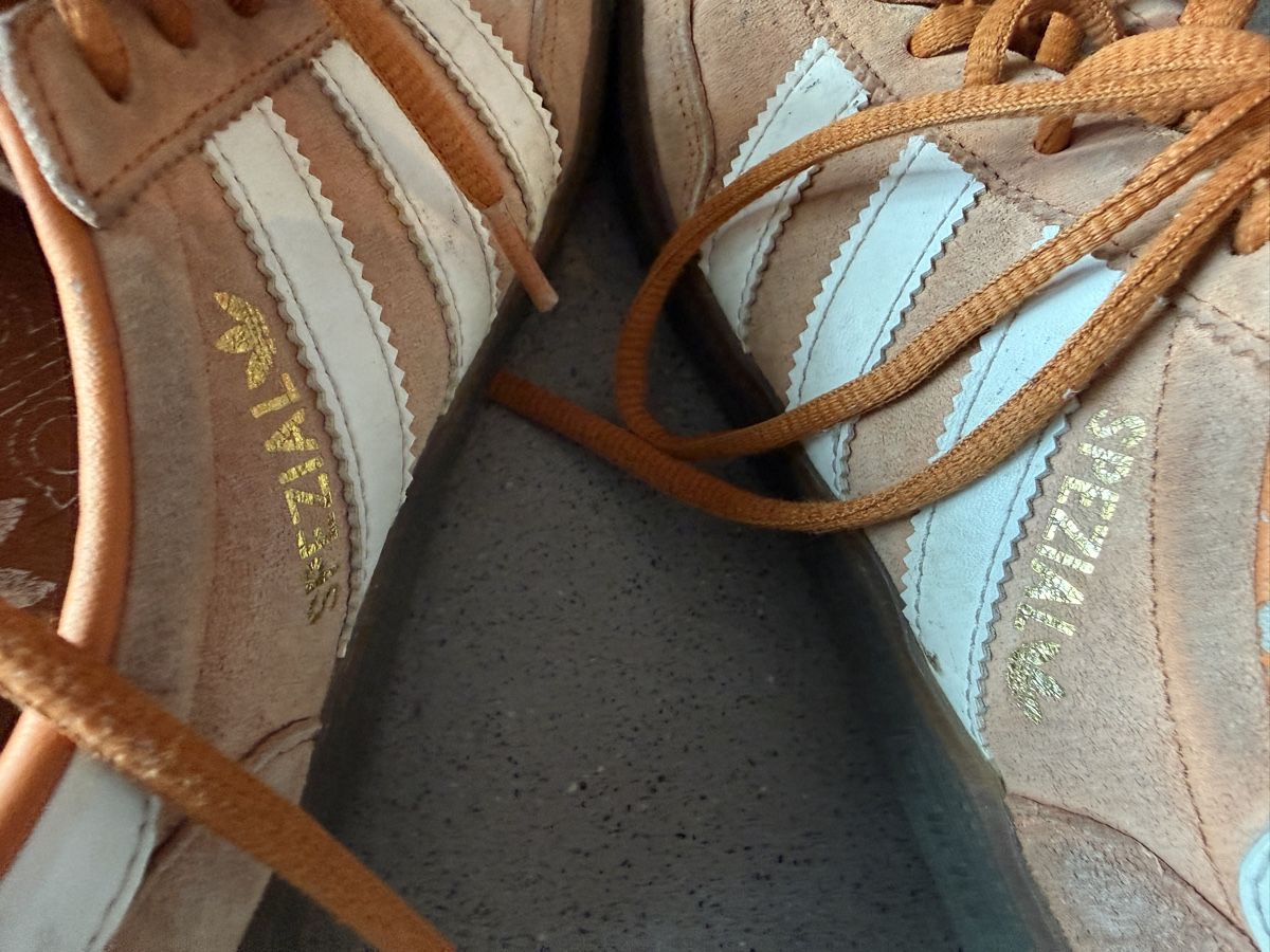 Adidas Scarpe da donna: Adidas Handball Spezial Gr. 40 – Usato da Luzern venduto da mar_x96f 4