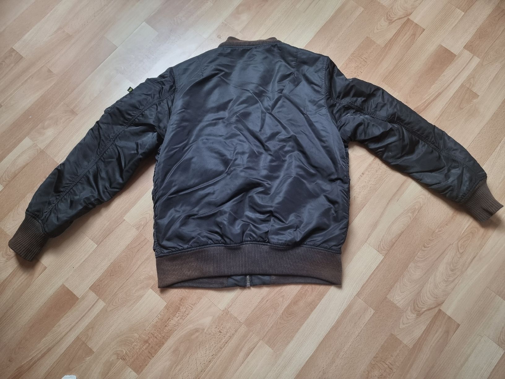 Alpha Industries Jacken: Bomber Jacket Alpha Industries  – Gebraucht aus Rolle von Groovytrain 2