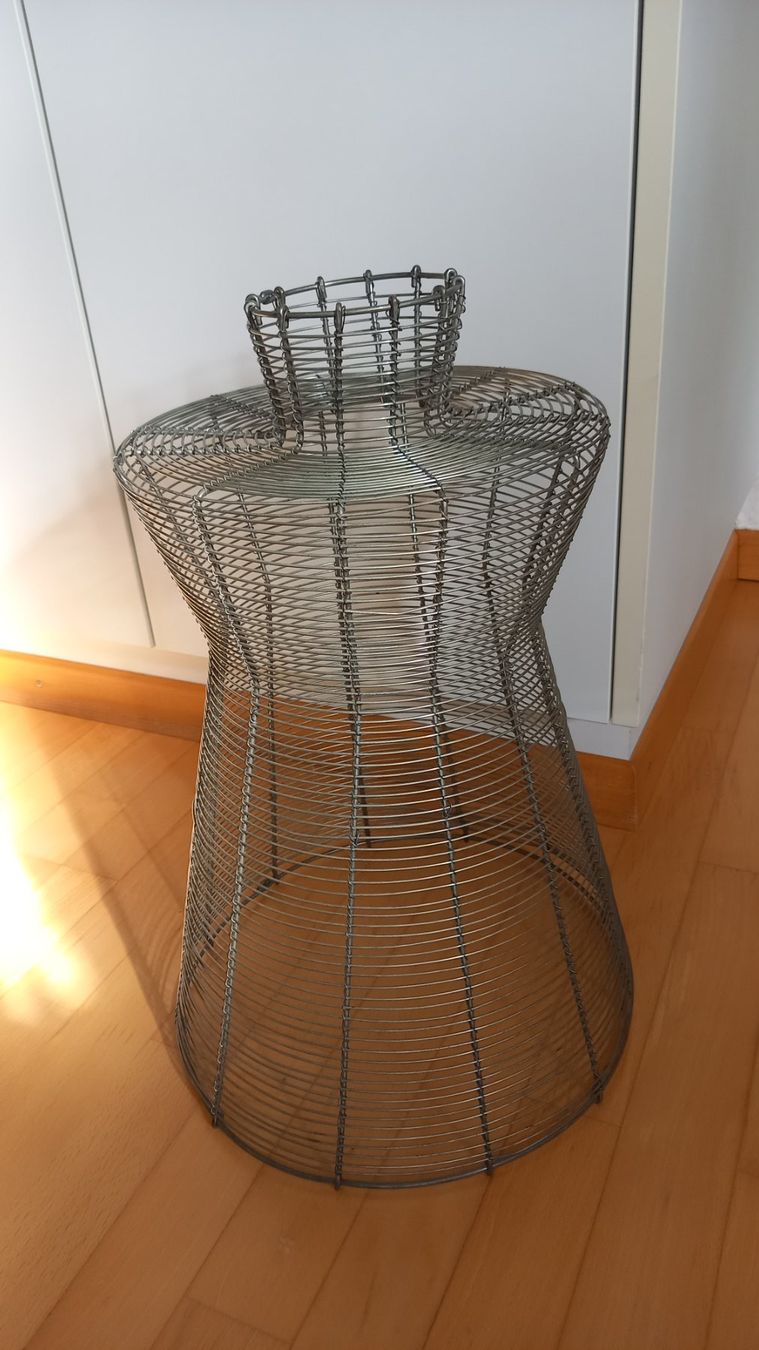 Tutte le decorazioni: Drahtvase, Shabby Chic, Industrial Design – Usato da Winterberg ZH venduto da Laliv