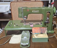 Restaurierte Keller 41 Kl 2500 W Nähmaschine