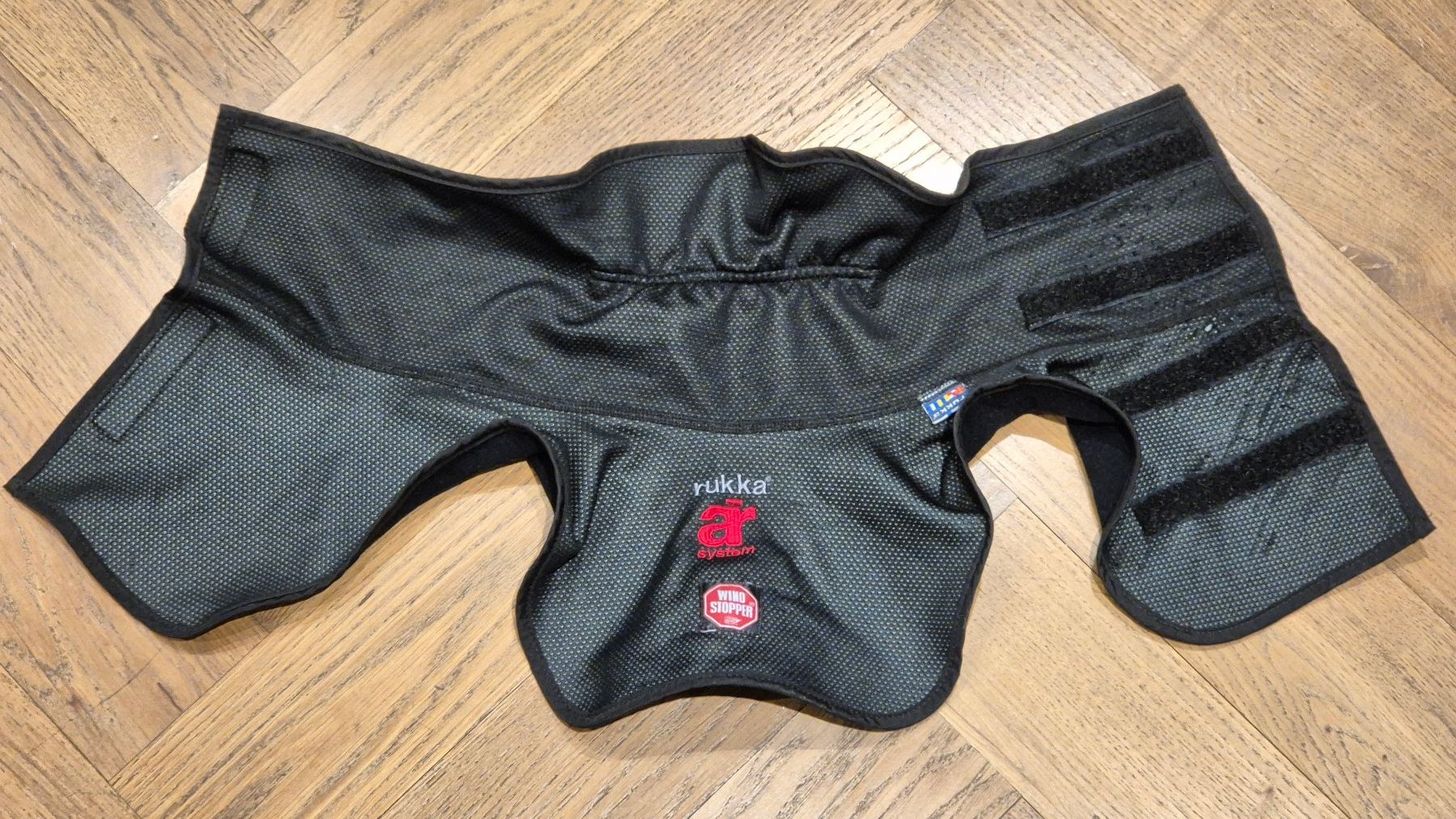 Protezioni & Imbottiture: Windstopper für Hals von rukka – Usato da Bischofszell venduto da worldoftoday