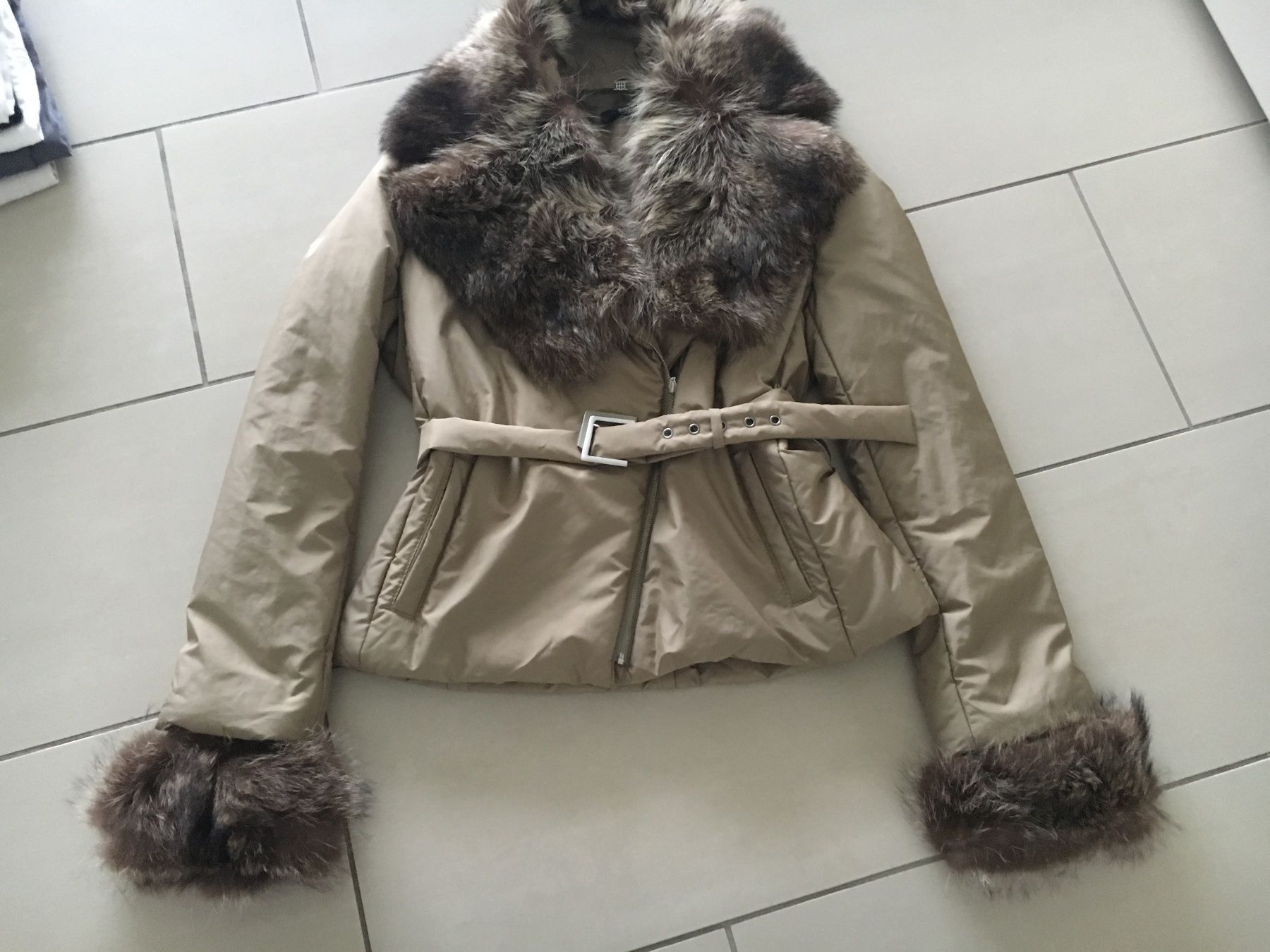 Hugo Boss Jacken: Hugo Boss Damen Jacke LP 890.- – Gebraucht aus Buchs-ZH von Frauenkleidermarkt 5