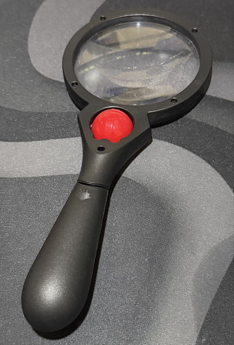 Altro per Ottica: Migros Lupe mit LED Beleuchtung MHK-0120 – Usato da Dänikon ZH venduto da RAFIMIKI