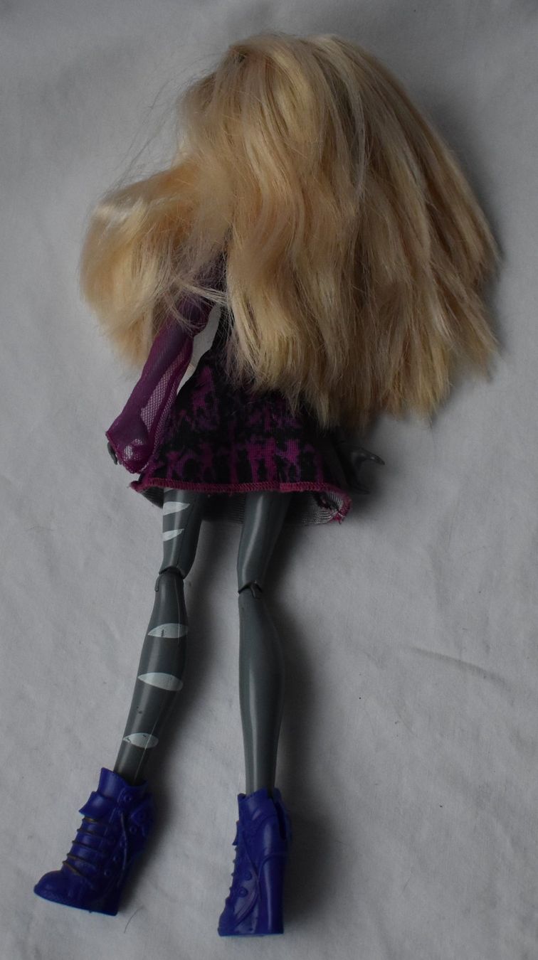 Bambole: Monster High Barbie – Usato da Luthern venduto da Babyorange1 1