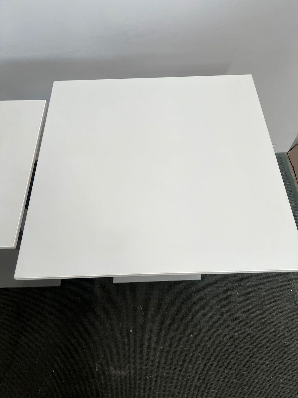 Tables: 008 Set 2x Bistrotische – D'occasion à Wangen an der Aare par TBYN 6