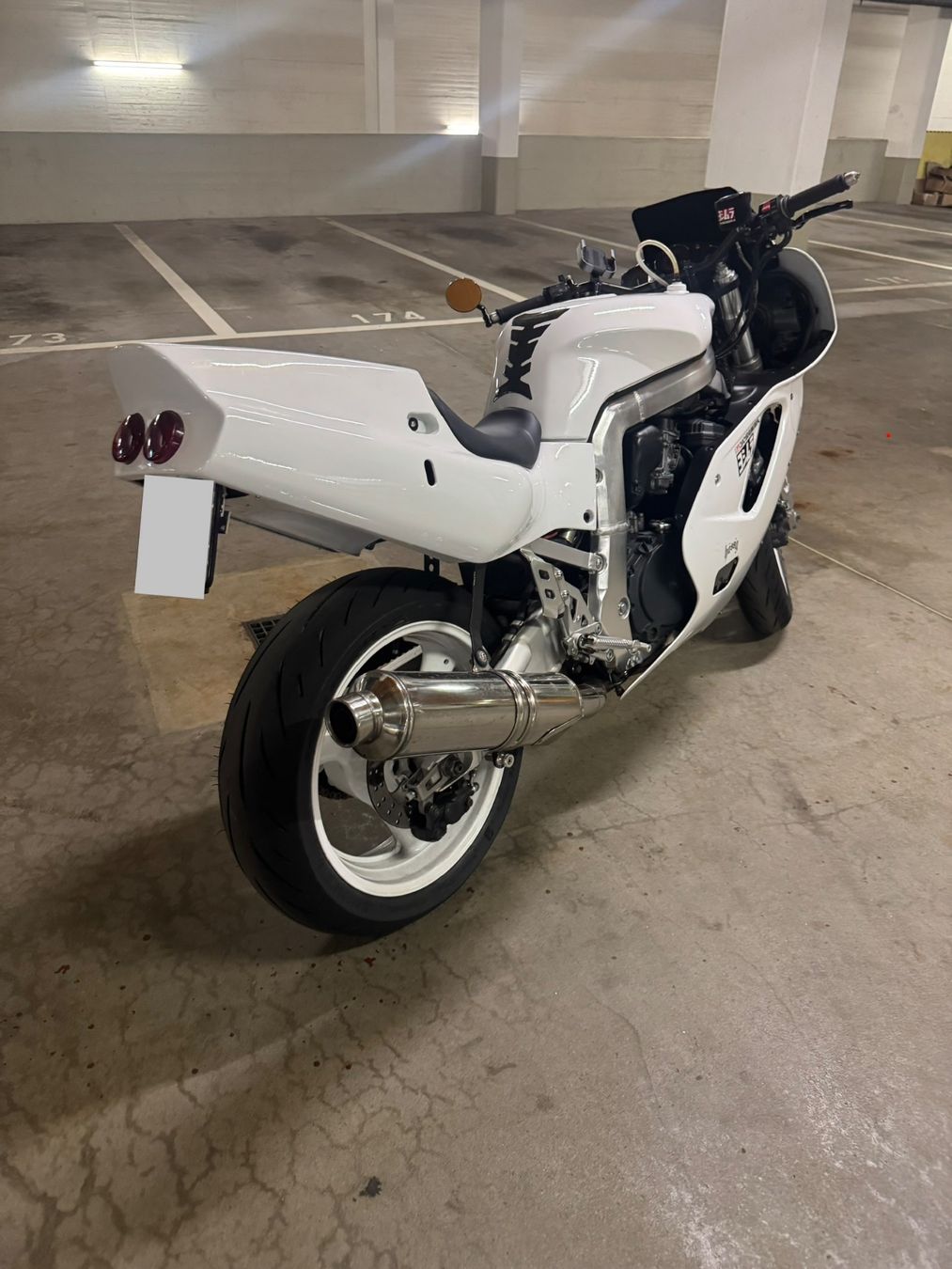 Suzuki Strada: SUZUKI GSX-R 750 – Usato da zürich venduto da Patrik1122 5