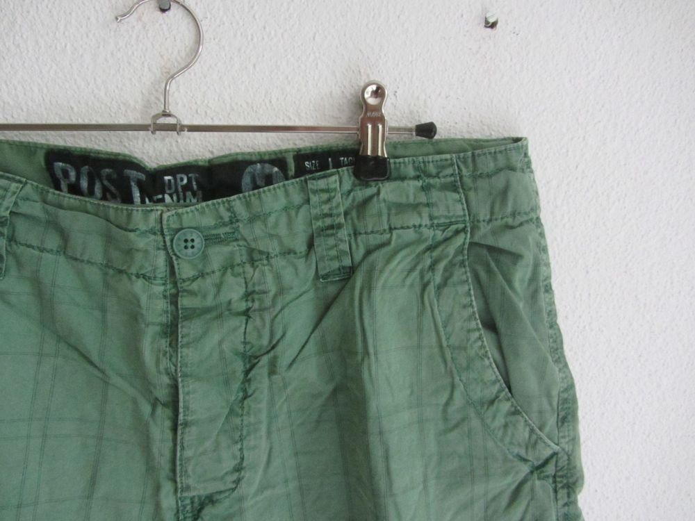 Pantaloni: POST - Shorts grün kariert 48 – Usato da Zürich venduto da Diazaio 1