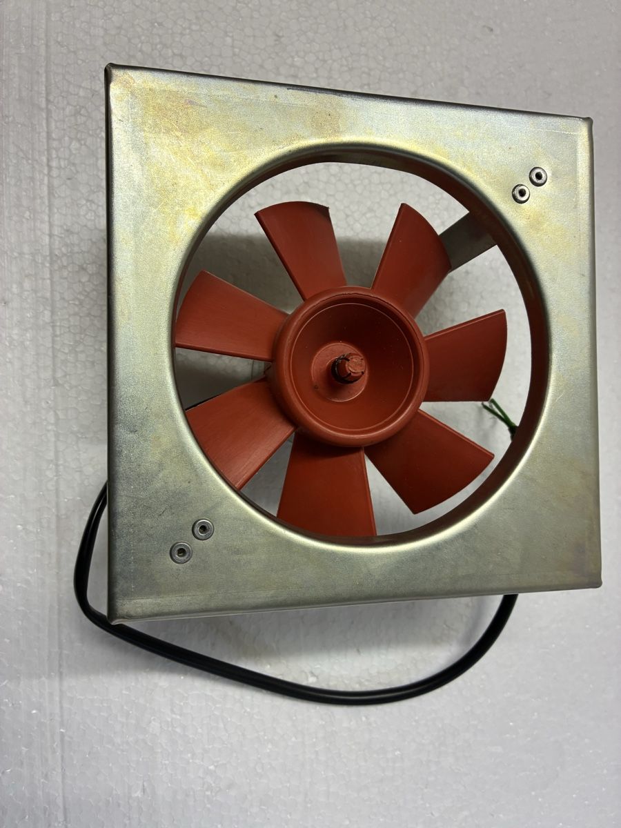 Ventilateurs: 1 Einbau-Luftventilatoren – Neuf (Voir description) à Bubendorf par Mia111