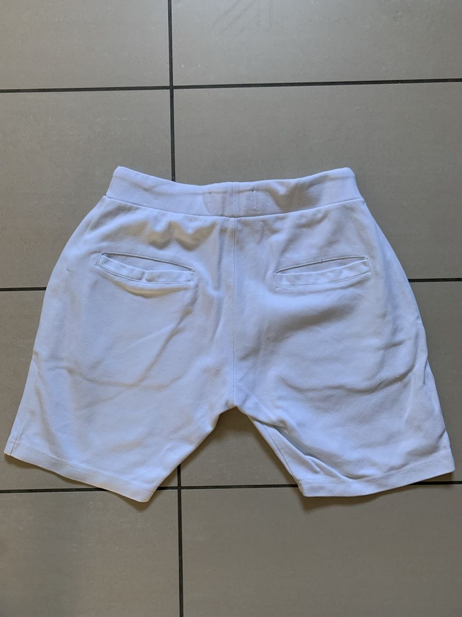 Zara Pantaloni: Pantaloncini bianchi taglia M – Usato da Rancate venduto da jsp_rwb6 1