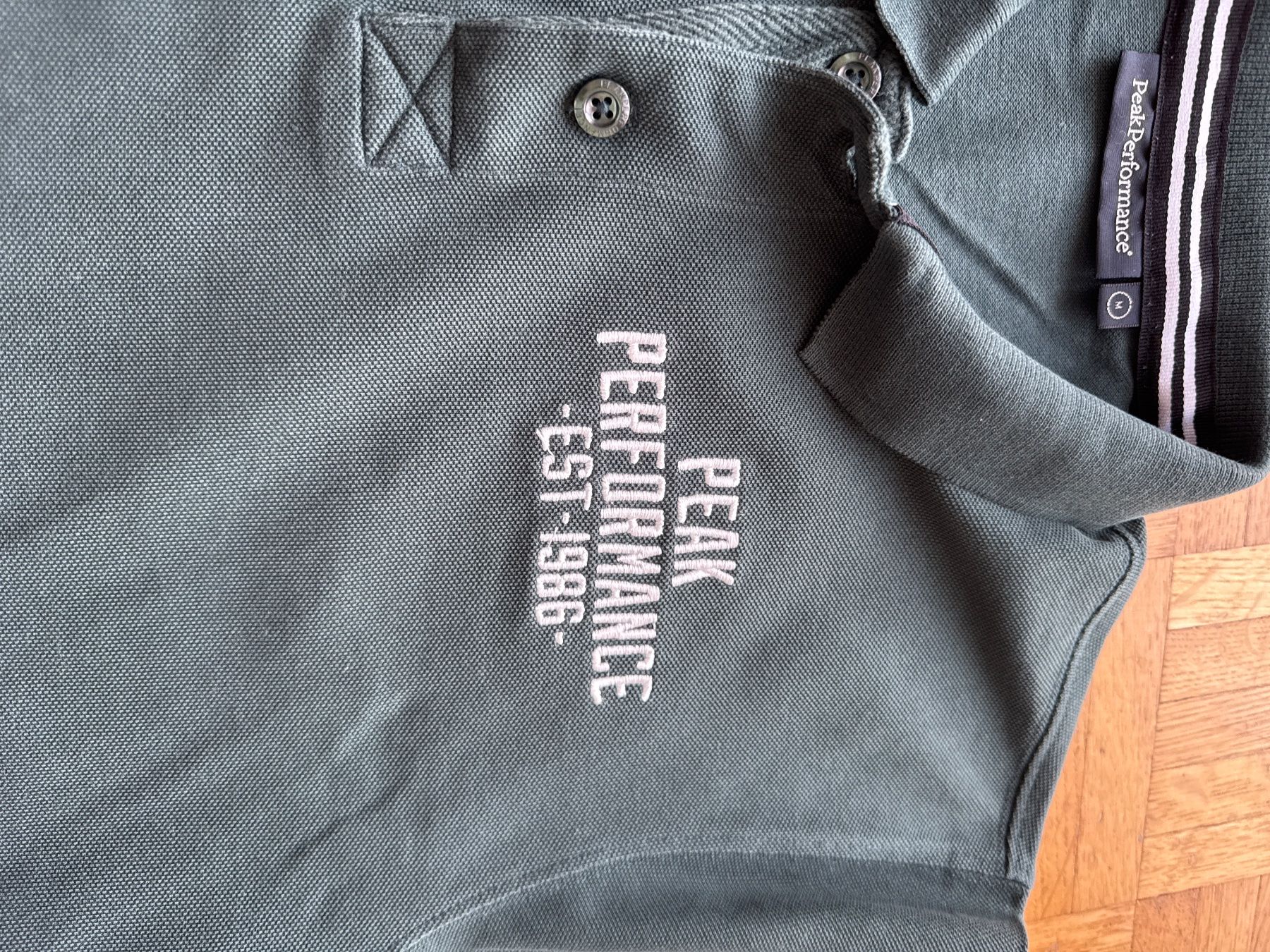 Peak Performance Magliette Polo: 2 x Poloshirt Peak Performance Herren M – Usato da Winterthur venduto da britsi 7