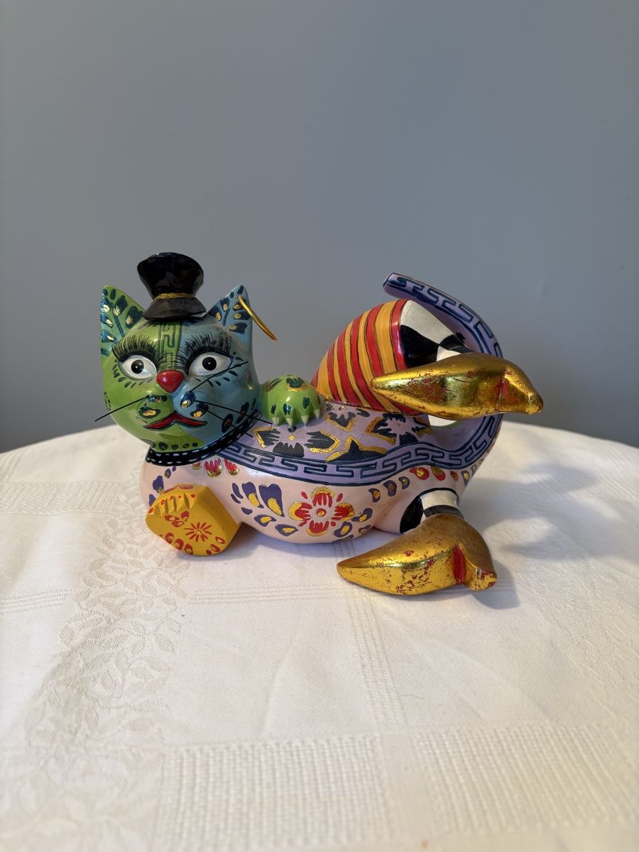 Toms Drag Statuette: Toms Drag Katze liegend – Usato da Riehen venduto da BESSI17