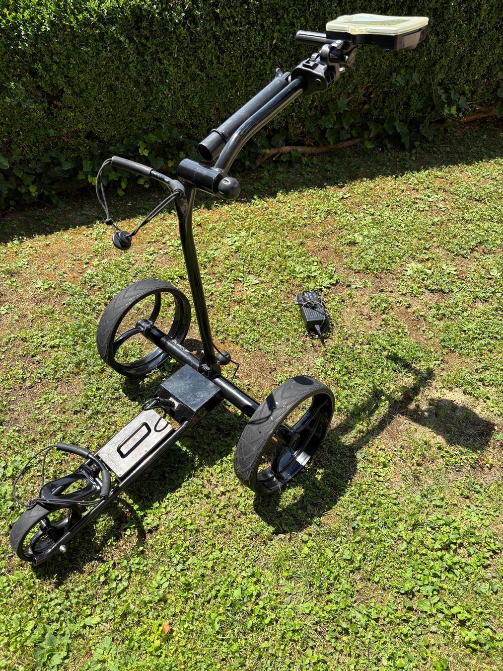 At-Hena Trolley: Golf Trolley, at-hena Classic – Usato da Schaffhausen venduto da pbrunos1 1