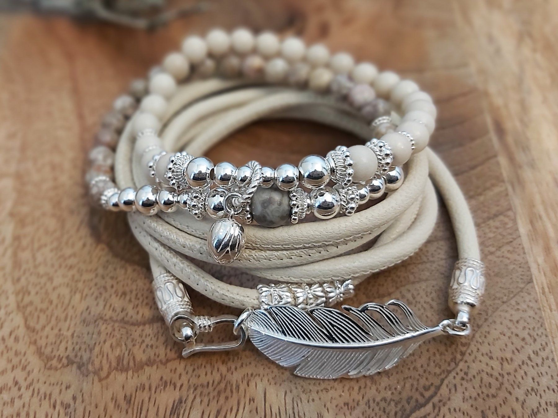 Bracciali & Braccialetti: VANESSA: Kombiarmband écru – Nuovo e nell'imballaggio originale da Mühlethal venduto da nicita-modeschmuck