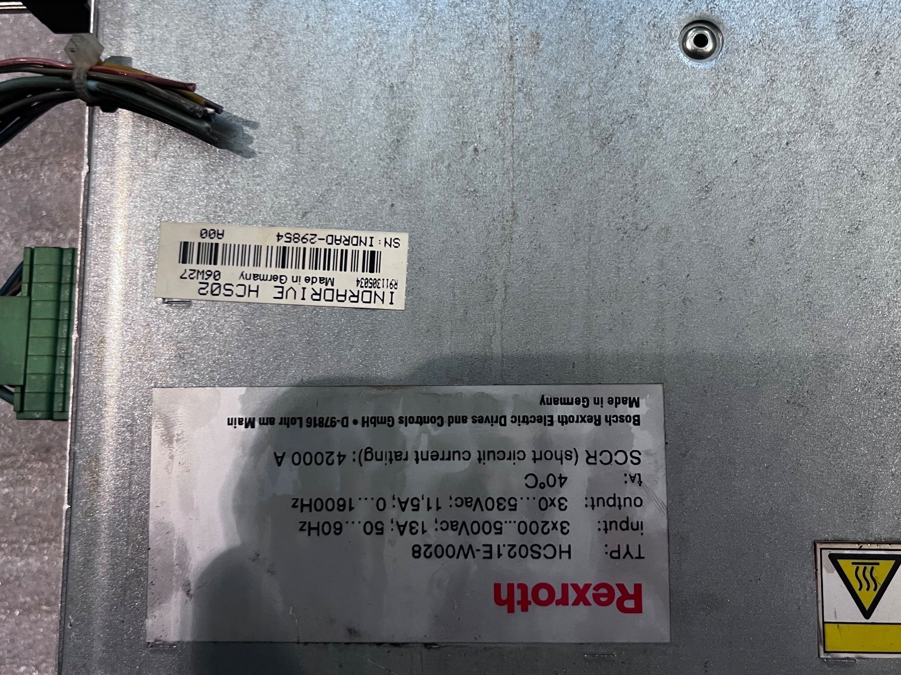 Bosch Componenti elettronici: Bosch Rexroth IndraDrive HCS02 Umrichter – Usato da Horn venduto da JoeyJacomet 1