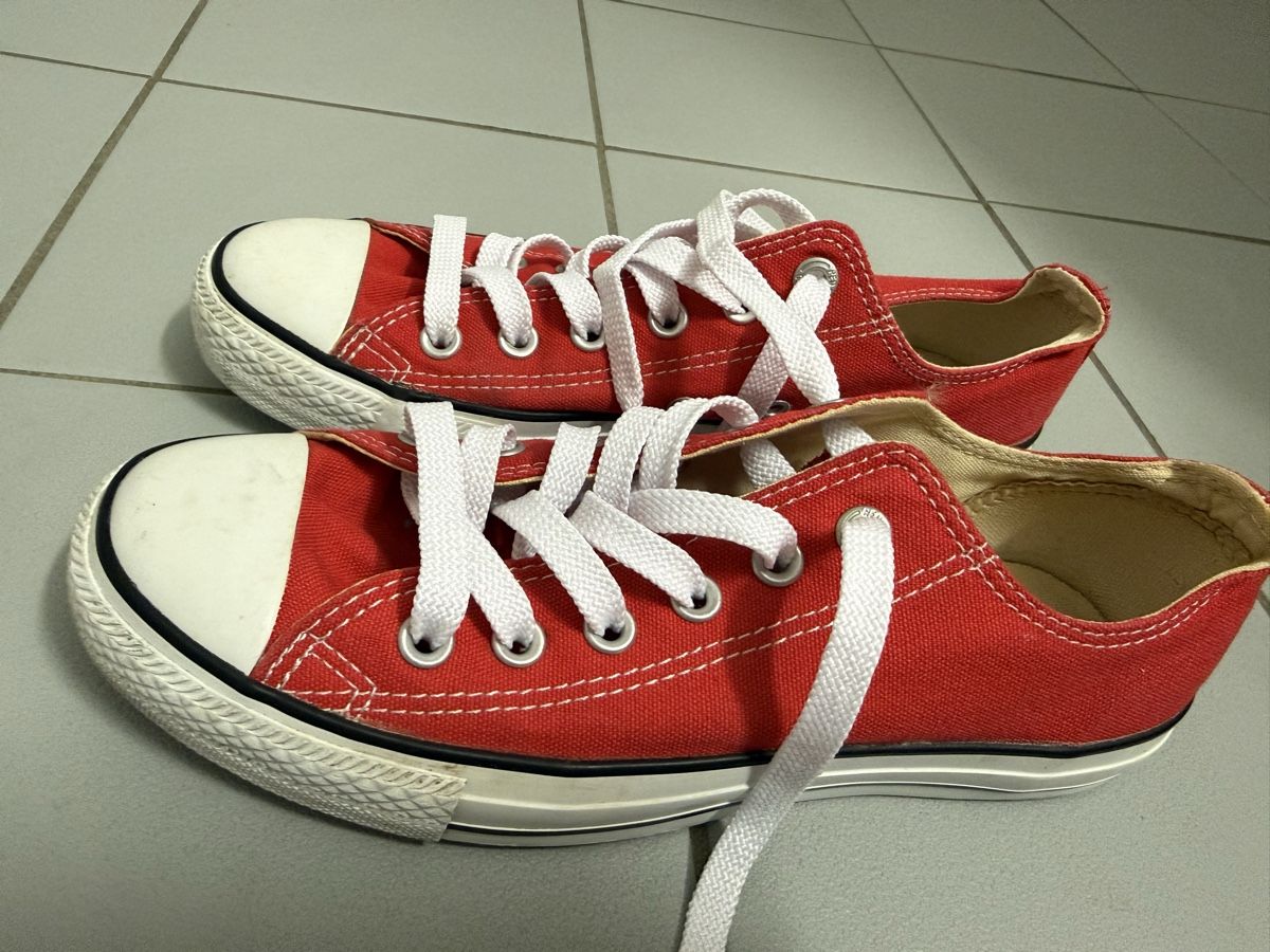 Converse Scarpe da uomo: CONVERSE Rot Gr 39 – Usato da St. Gallen venduto da Emifrei 2