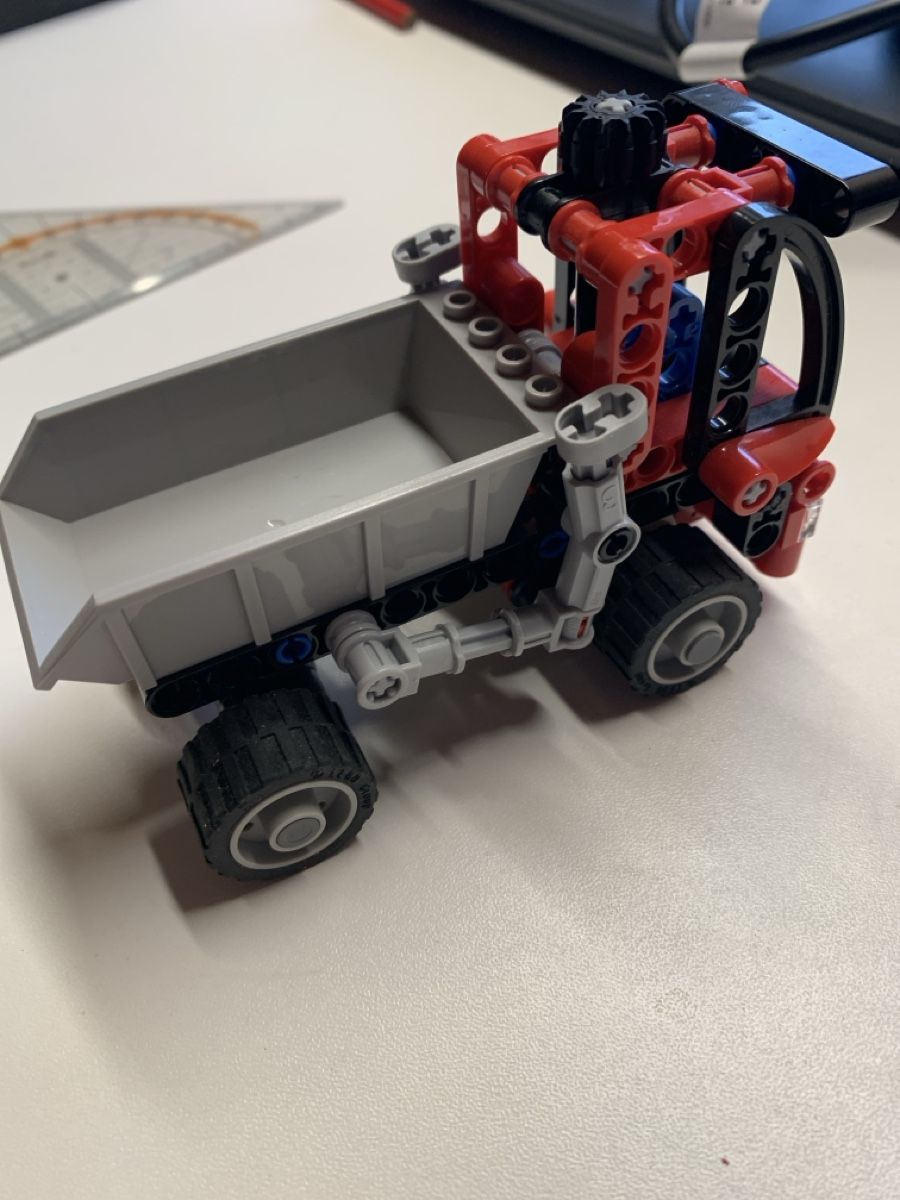 Lego Kit di costruzioni: Lego Technic Muldenkipper, gebraucht – Usato da Wiggen venduto da Antoniotto 2