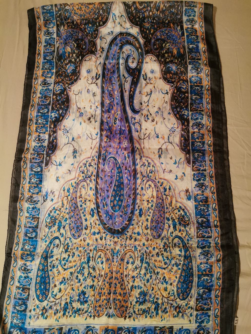 Foulards & écharpes: Damen Schal aus Seide – Neuf (Voir description) à Schlieren par vlalif