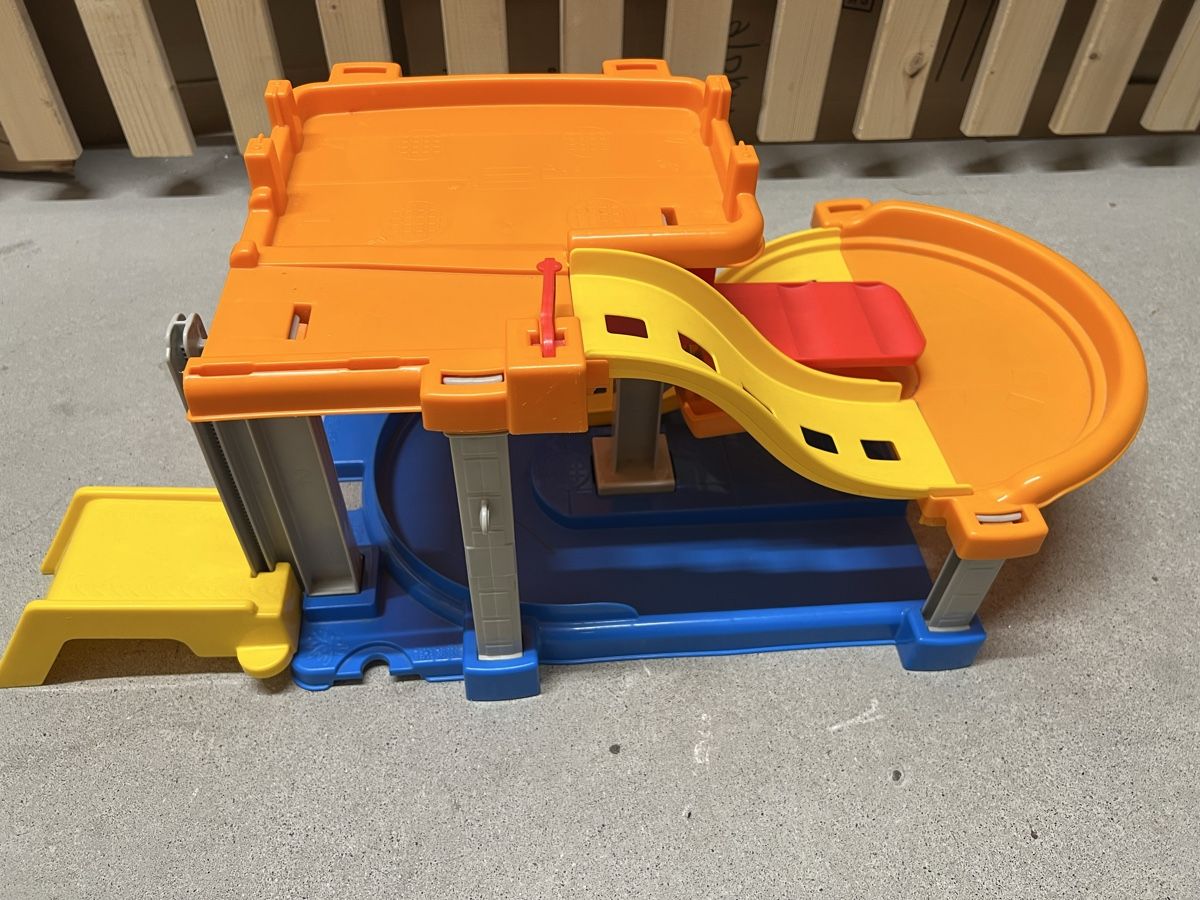Jouets: Spielzeug  – D'occasion à Luzern par Lexcmi 2