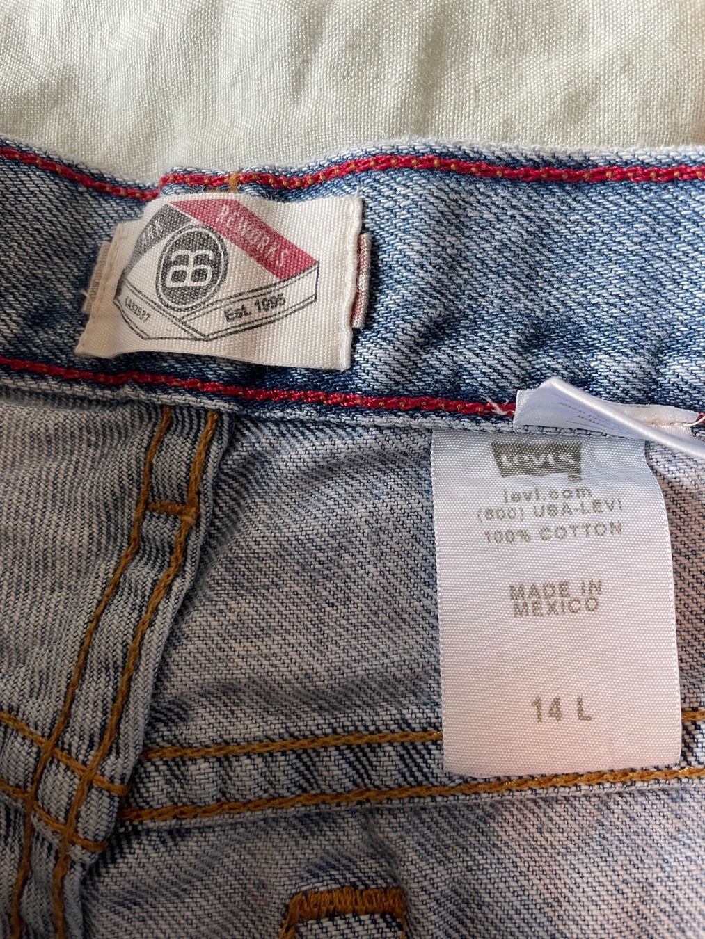 Levi's Pantalons: LEVIS Shorts – D'occasion à St. Gallen par ann_llt9 2