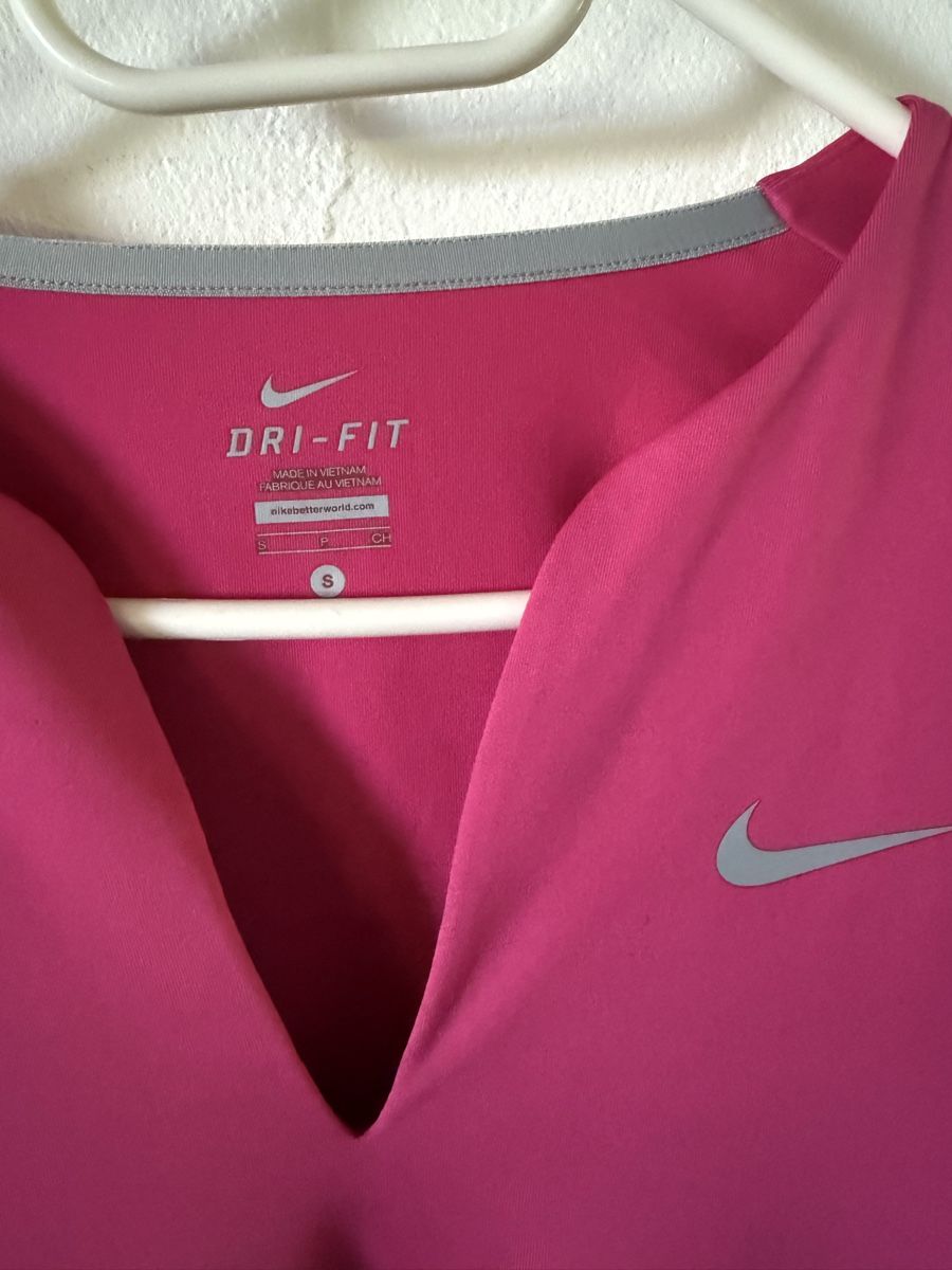 Nike T-shirt: T-shirt Nike S – Usato da Fully venduto da siebst 2