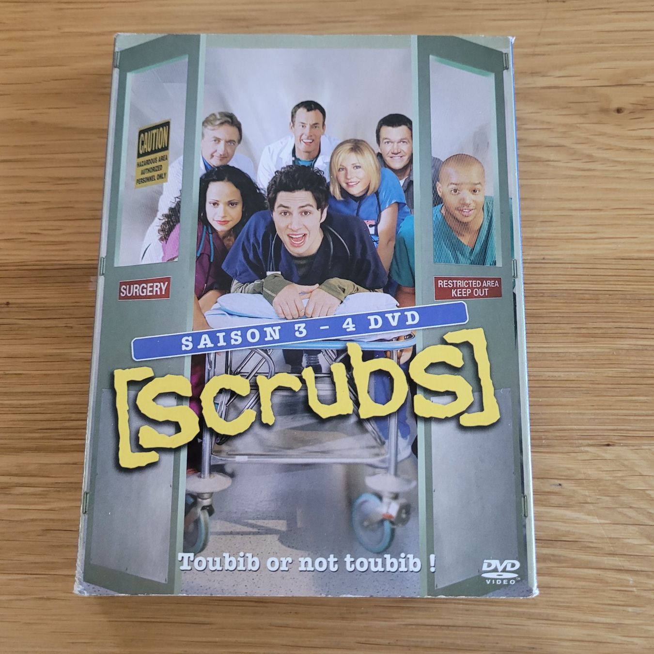Tous les DVDs: DVD Coffret Scrubs Saison 3 – D'occasion à Biel/Bienne par Destockweb