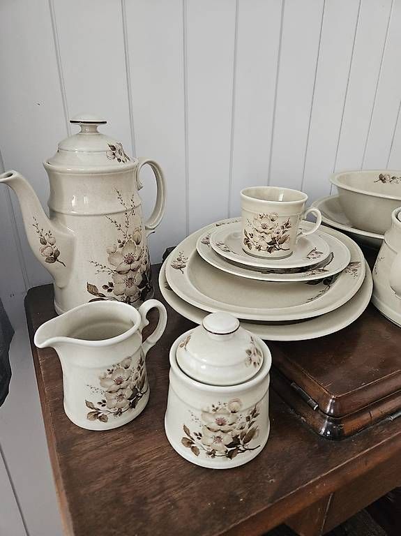 Geschirrsets: Geschirr Set – Gebraucht aus Birrhard von Schrot70 2