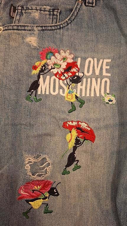 Jeans: Jeans Moschino – Gebraucht aus Breganzona von 4lucy4 4