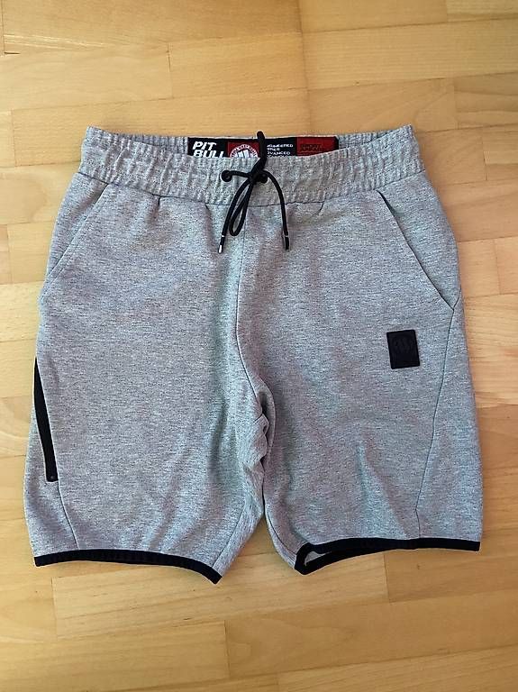 Pantaloni: Pitbull Shorts – Usato da Staufen venduto da Shapi