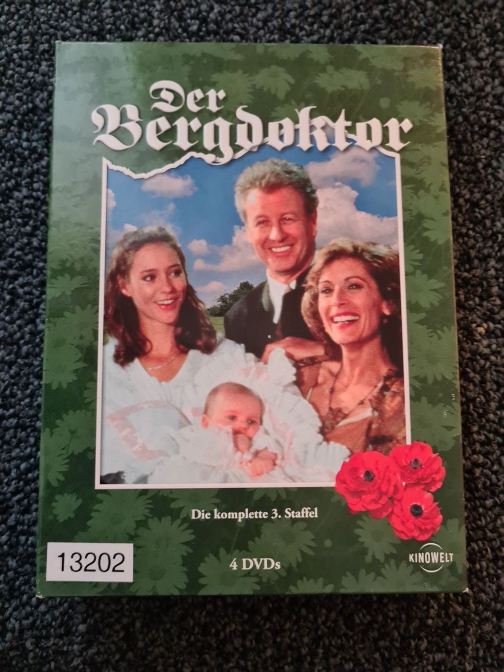 Tutti i DVDs: DER BERGDOKTOR STAFFEL 3 – Usato da Ruswil venduto da jan_bxl5