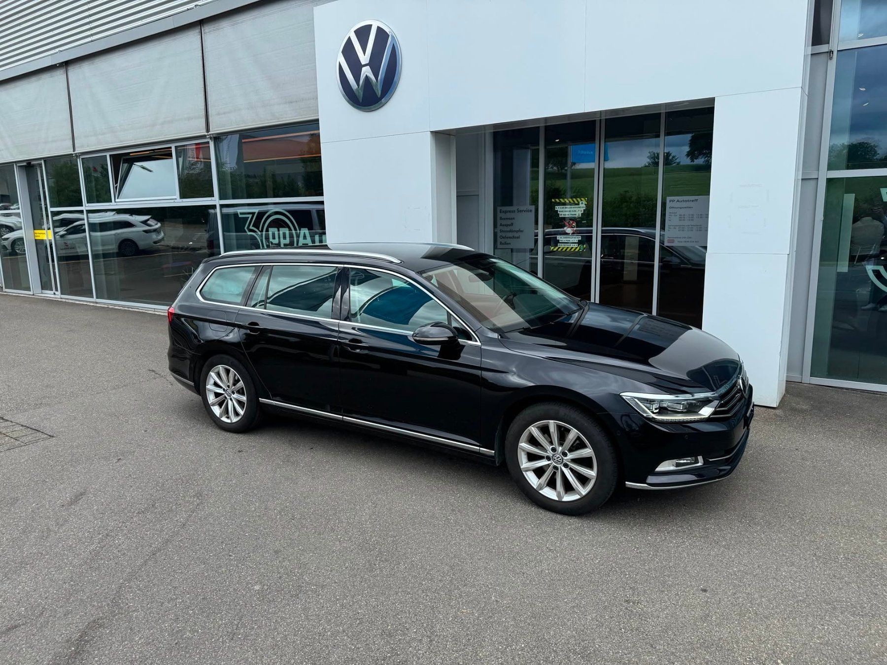 VW Automobili: VW Passat/2.0TDI/190PS/Automat/Frontantrieb – Usato da Wittenbach venduto da rommel33