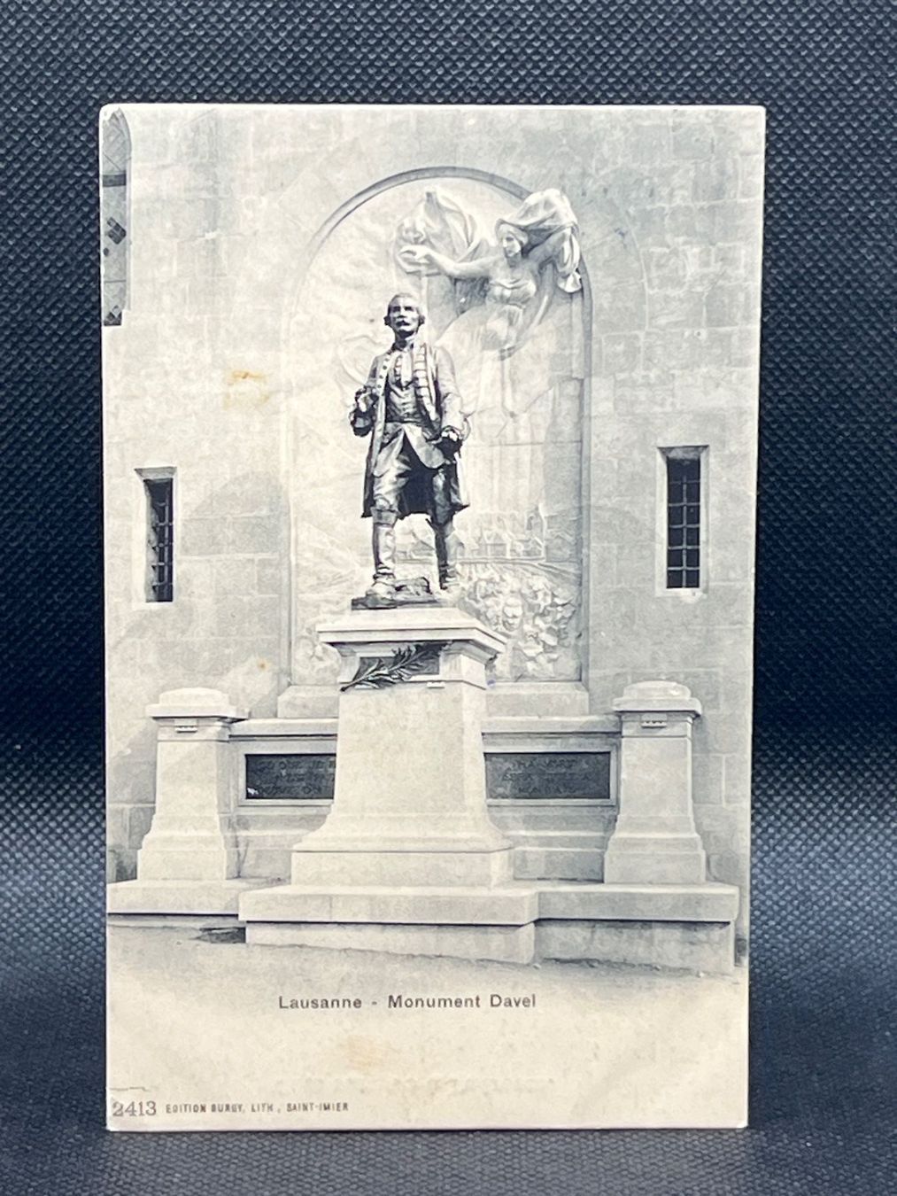 Cartes postales: Lausanne - Monument Davel – D'occasion à Widnau par Brusi9