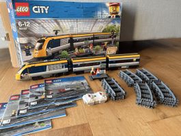 LEGO City 60197 Zug mit Schienen wie abgebildet