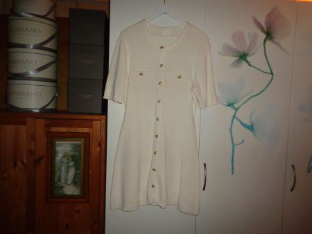 *** Strickkleid *** / weiss / hübsche Knöpfe / H&M