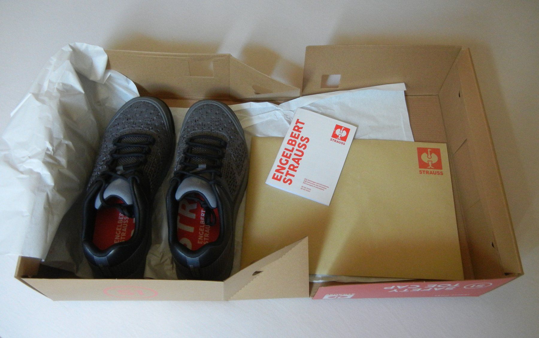 Engelbert Strauss Scarpe da uomo: SICHERHEITSSCHUHE GRÖSSE 43 ENGELBERT STRAUSS S1 – Nuovo e nell'imballaggio originale da Bern venduto da Mekongbeach 3